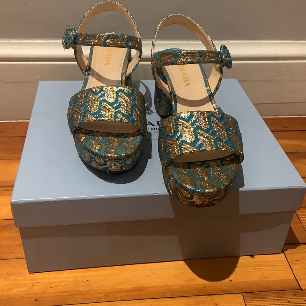 Prada Donna platforms amarena - Picture 2 of 6